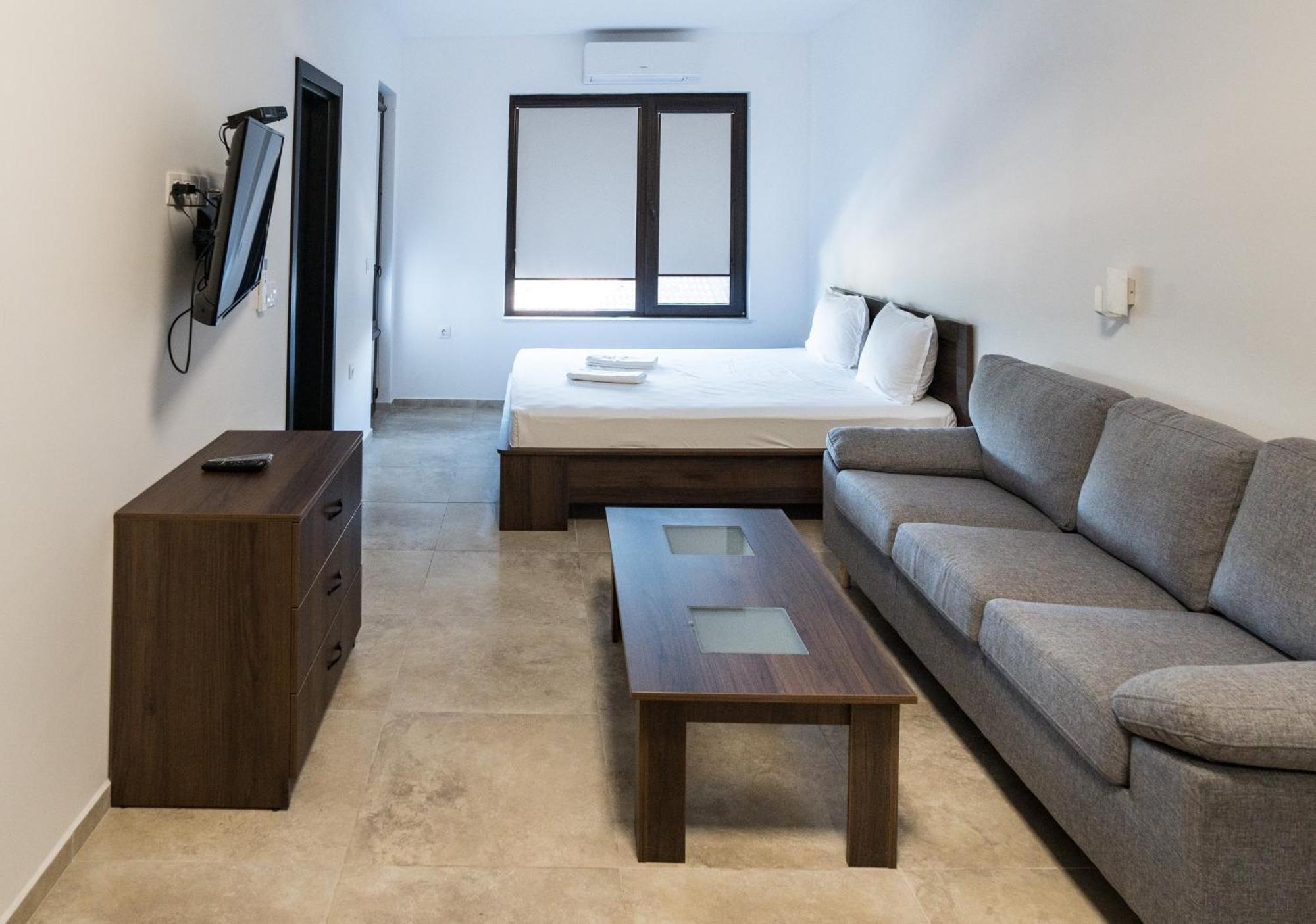 St George Apartcomplex Shkorpilovtsi Eksteriør billede